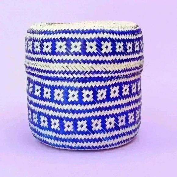Small Caminito Handwoven Basket in Royal Blue/Natural - Picture 1 of 5